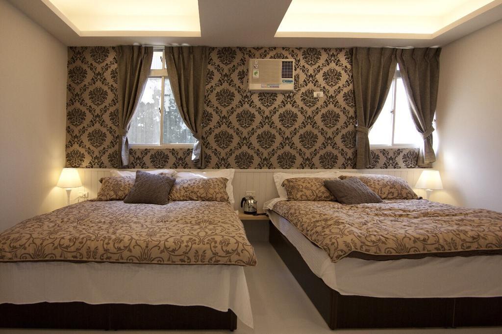 Chao Daily Rent Hotell Tainan Eksteriør bilde