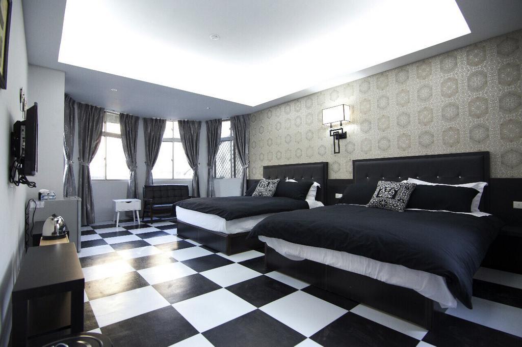 Chao Daily Rent Hotell Tainan Eksteriør bilde