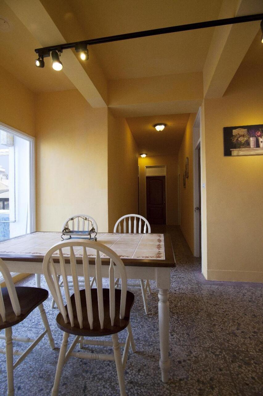 Chao Daily Rent Hotell Tainan Eksteriør bilde